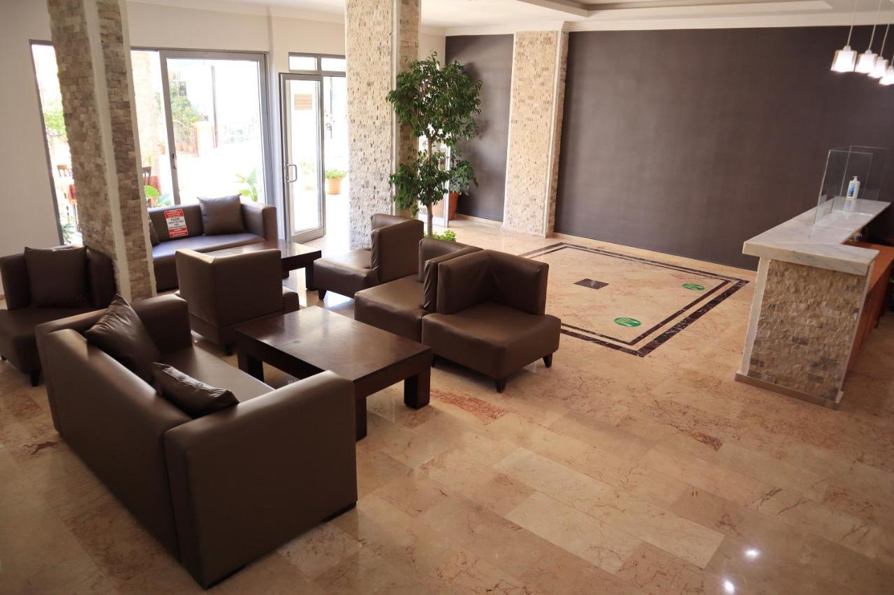 Kleopatra Smile Hotel 2*